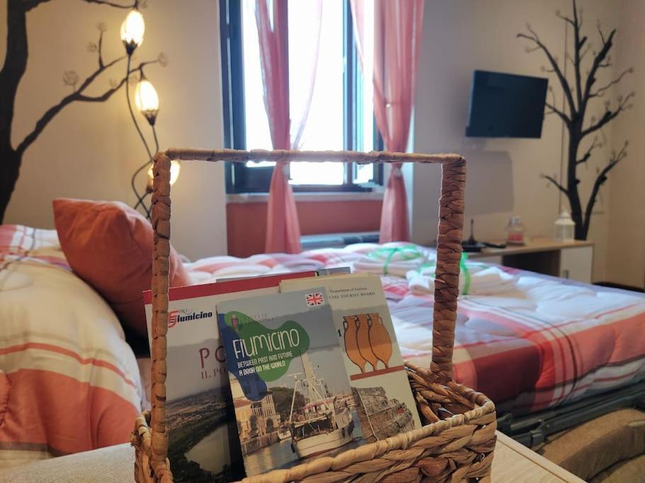Ferienwohnung Casa Degli Alberi Fiumicino Exterior foto